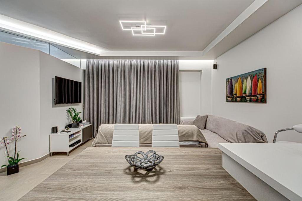 Deluxe & Modern Apartment In Aten Exteriör bild